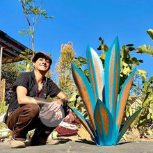 Load image into Gallery viewer, Anti-rust Metal Tequila Agave Plant